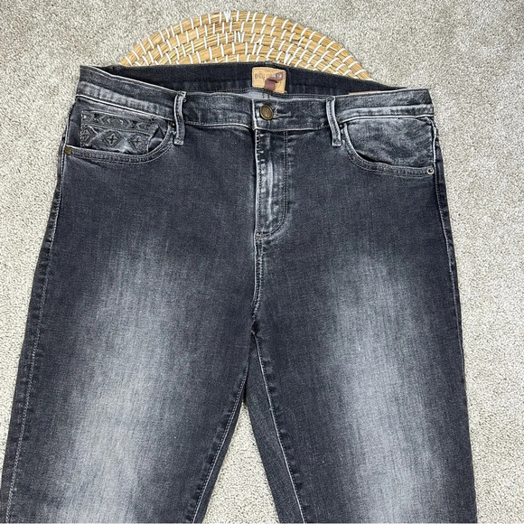 Driftwood Jackie Embroidered Hem Stretch Skinny Jeans Mid Rise in Dark Gray 30 - Picture 4 of 16